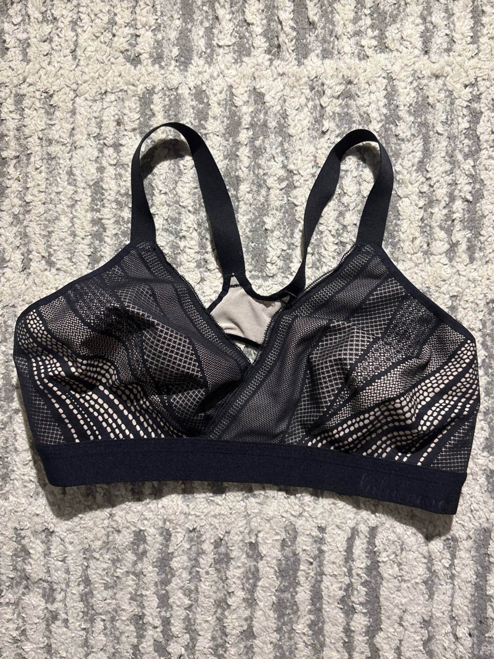 lululemon athletica black Awake To Lace sports bra 36DD - Picture 3 of 6